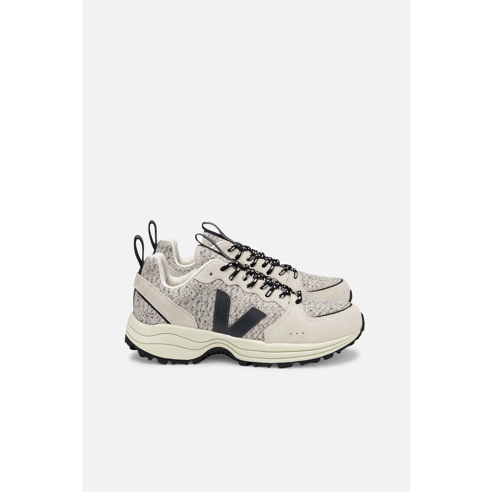 Veja 'Venturi' Tan Flannel Size 38