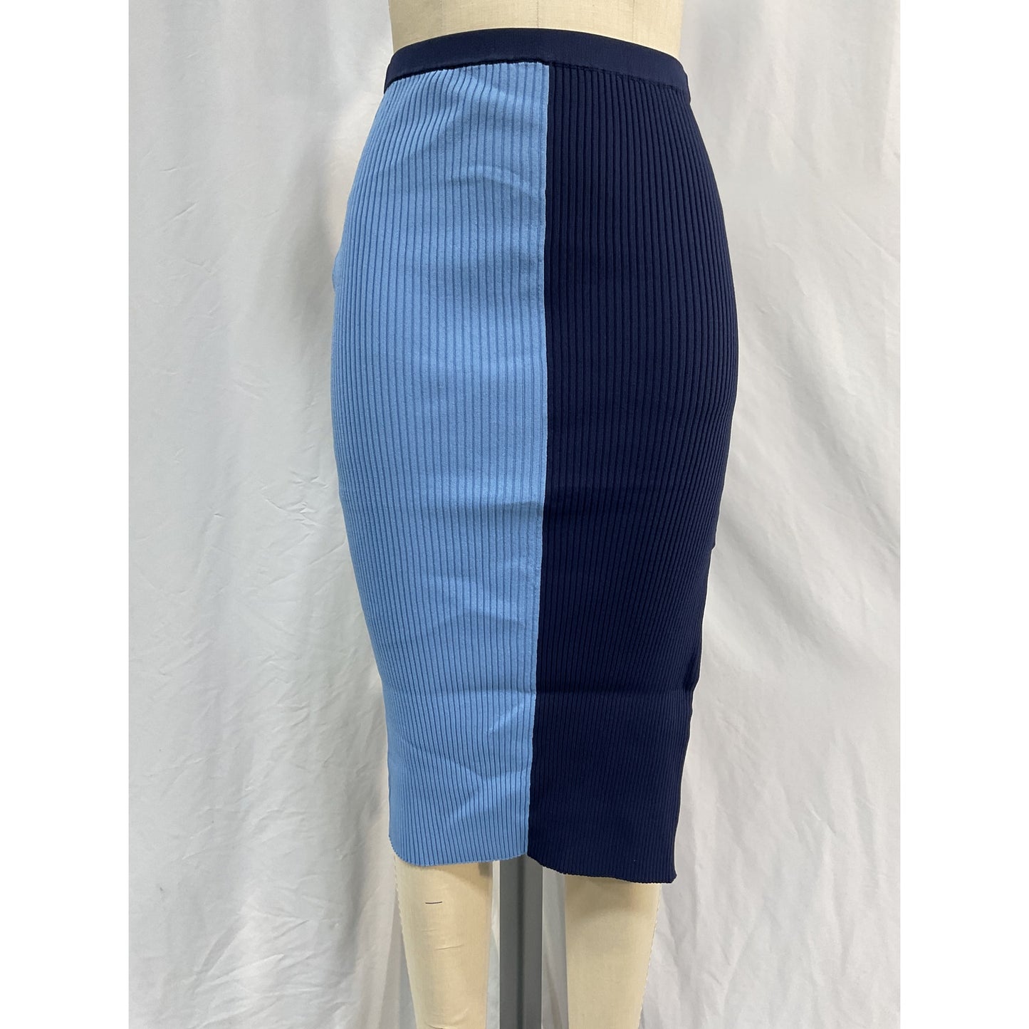 Staud 'Lorraine' Blue Viscose Two-Tone Ribbed-Knit Midi Skirt Size S