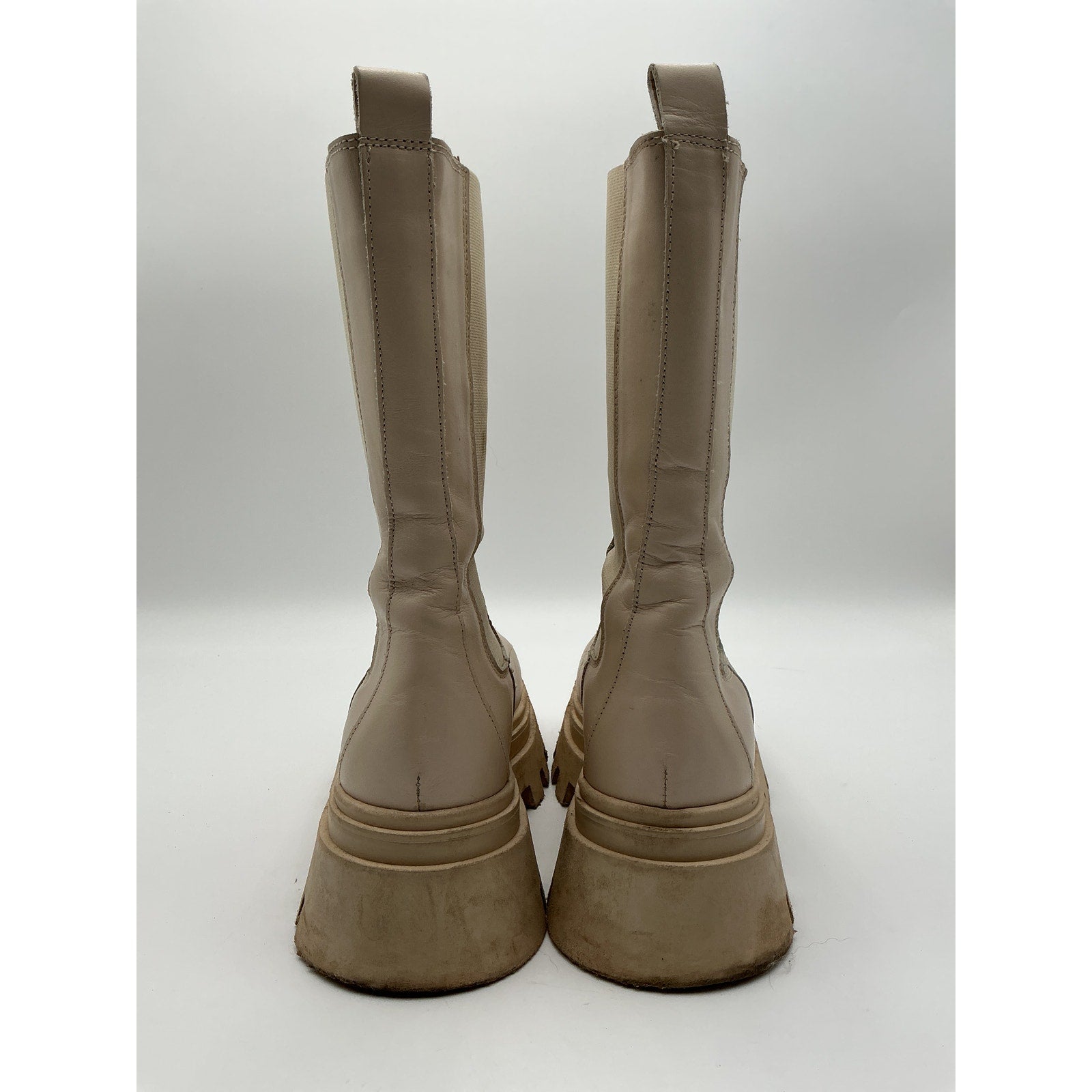 Alohas 'All Rounder' Cream Leather Boot Size 9