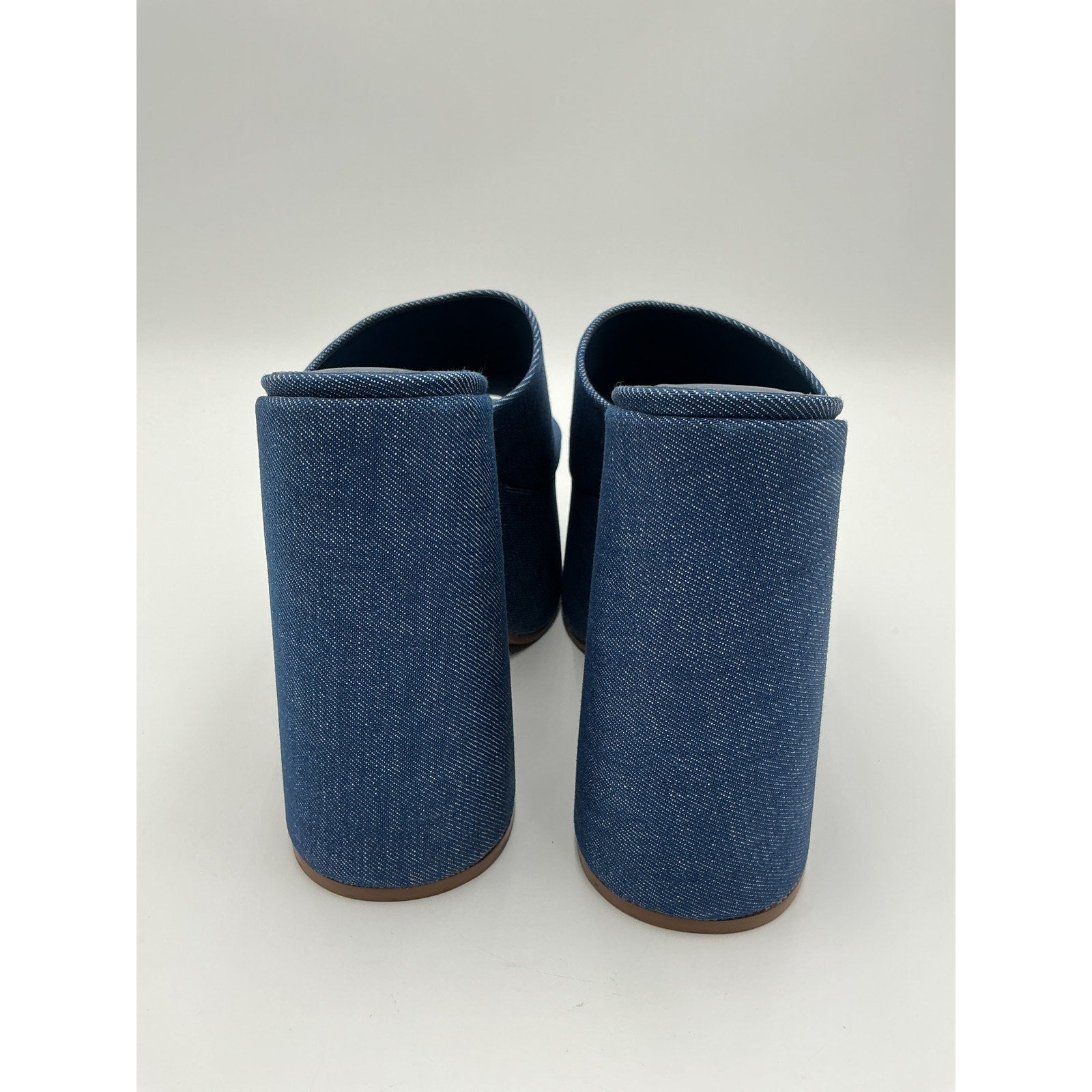 Larroude 'Wanda' Blue Denim Mule Size 8.5