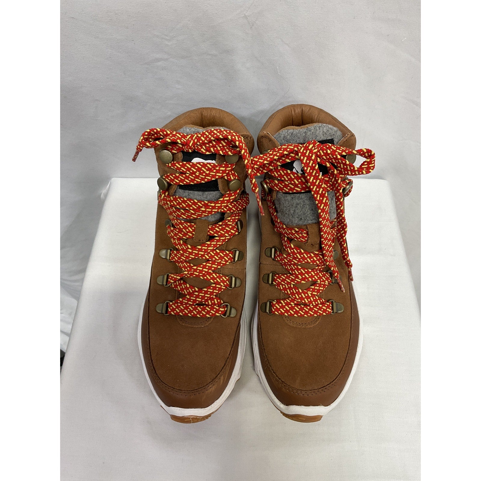 Sorel 'Kinetic Breakthru' Suede Leather Brown Conquest Boot Size 8.5