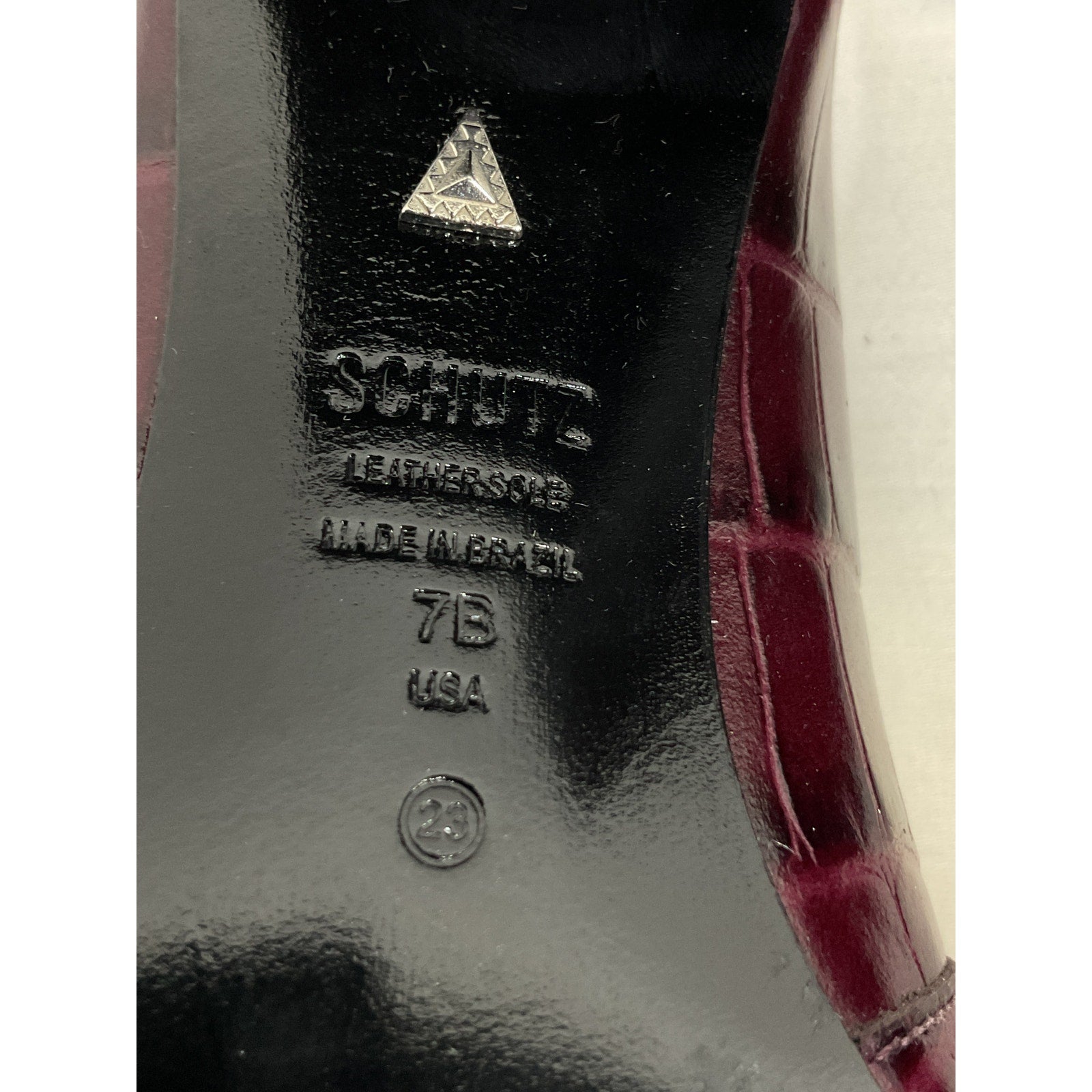 Schutz 'Arissa' Pink Croc Embossed Leather Pump Size 7