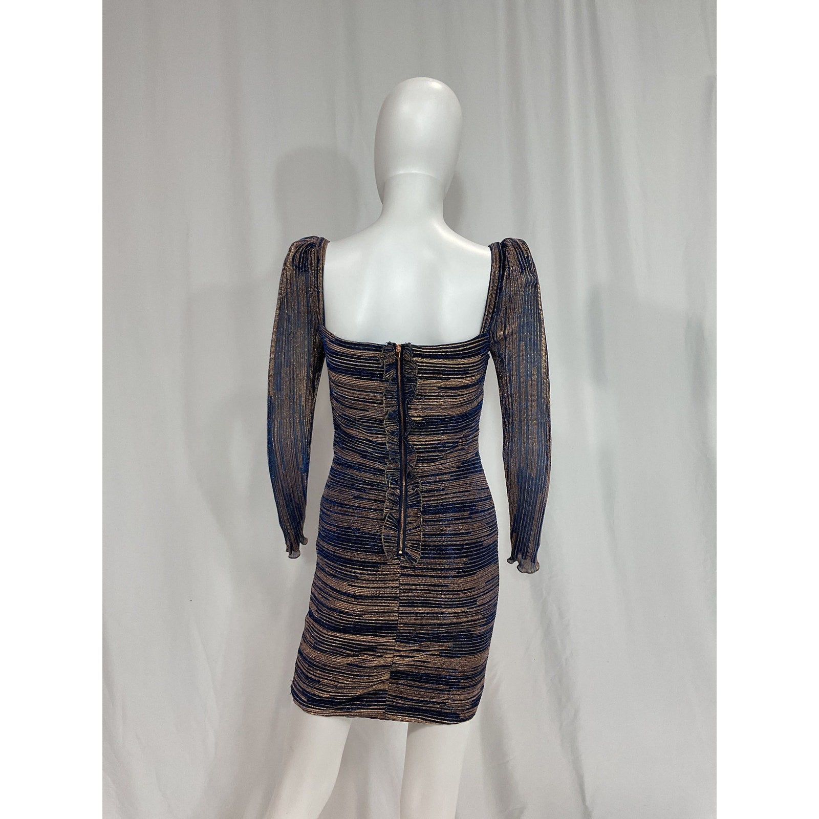 Saylor 'Allia' Black Three Quarter Sleeve Metallic Sweetheart Neck Dress Size S