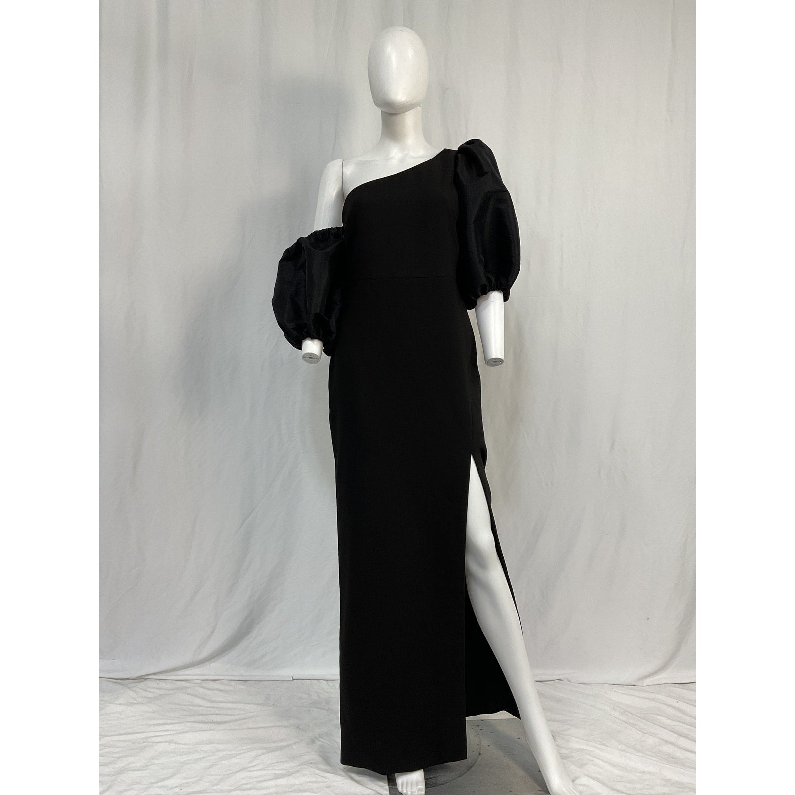 Likely 'Natasha' Black Polyester Gown Size 10