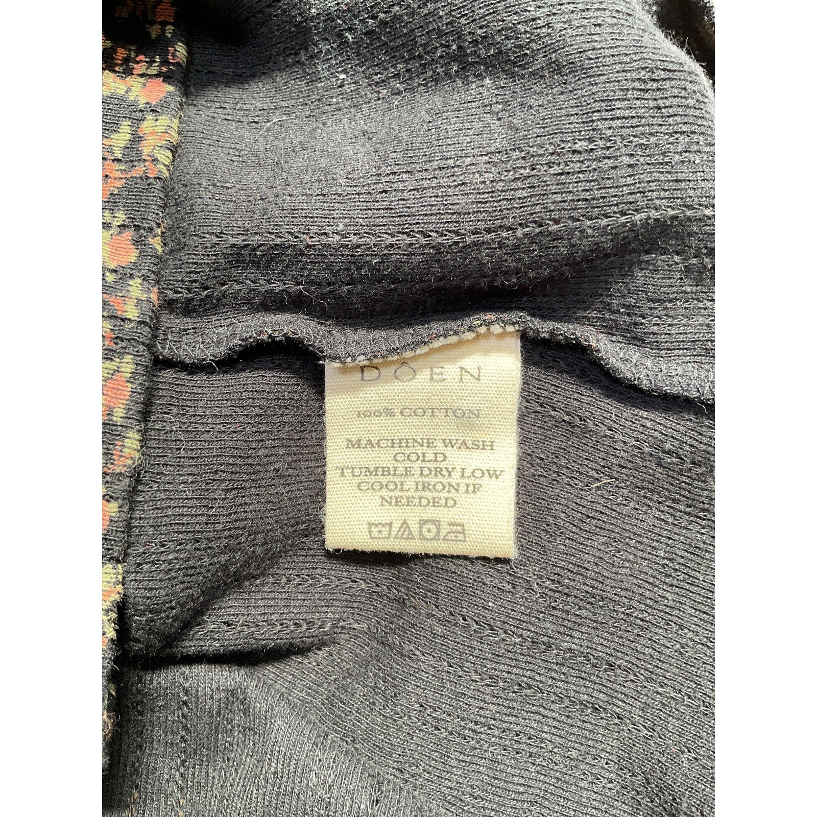 D�en 'Paola' Black Cotton Tee Size M
