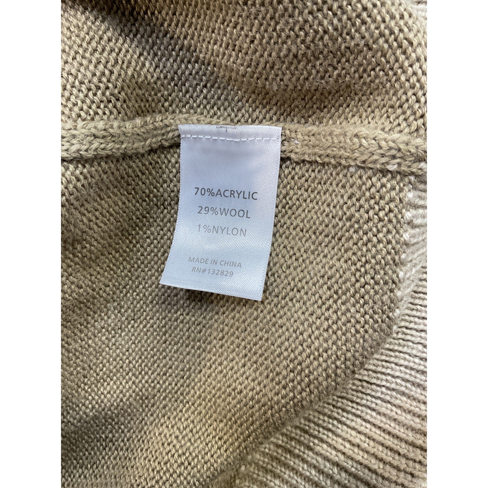 L'Academie 'Cheshire' White Acrylic Half Zip Sweater Size S