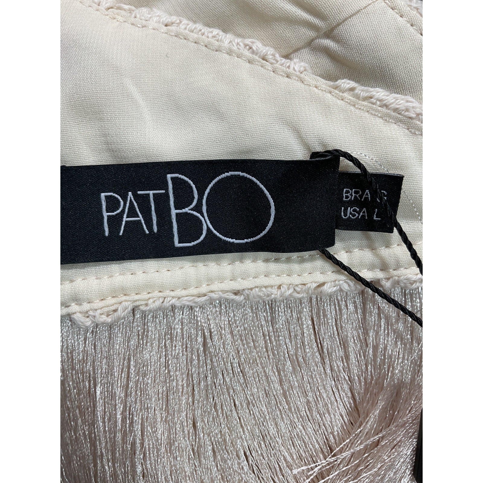Patbo 'Fringe' White Cropped Lace Fringe Hem Top Size L - NWT