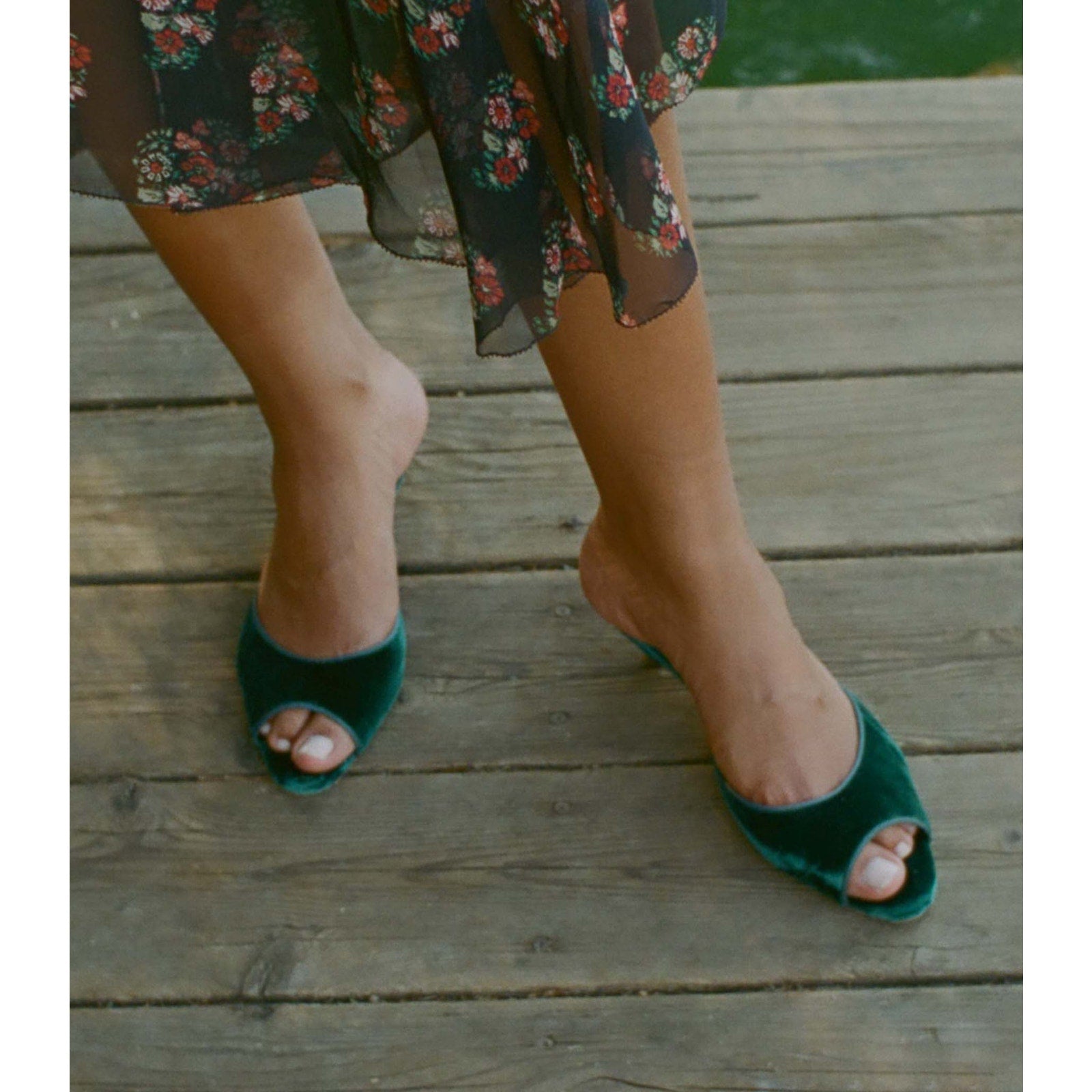 D�en 'Callie' Green Velvet Mule Size 40