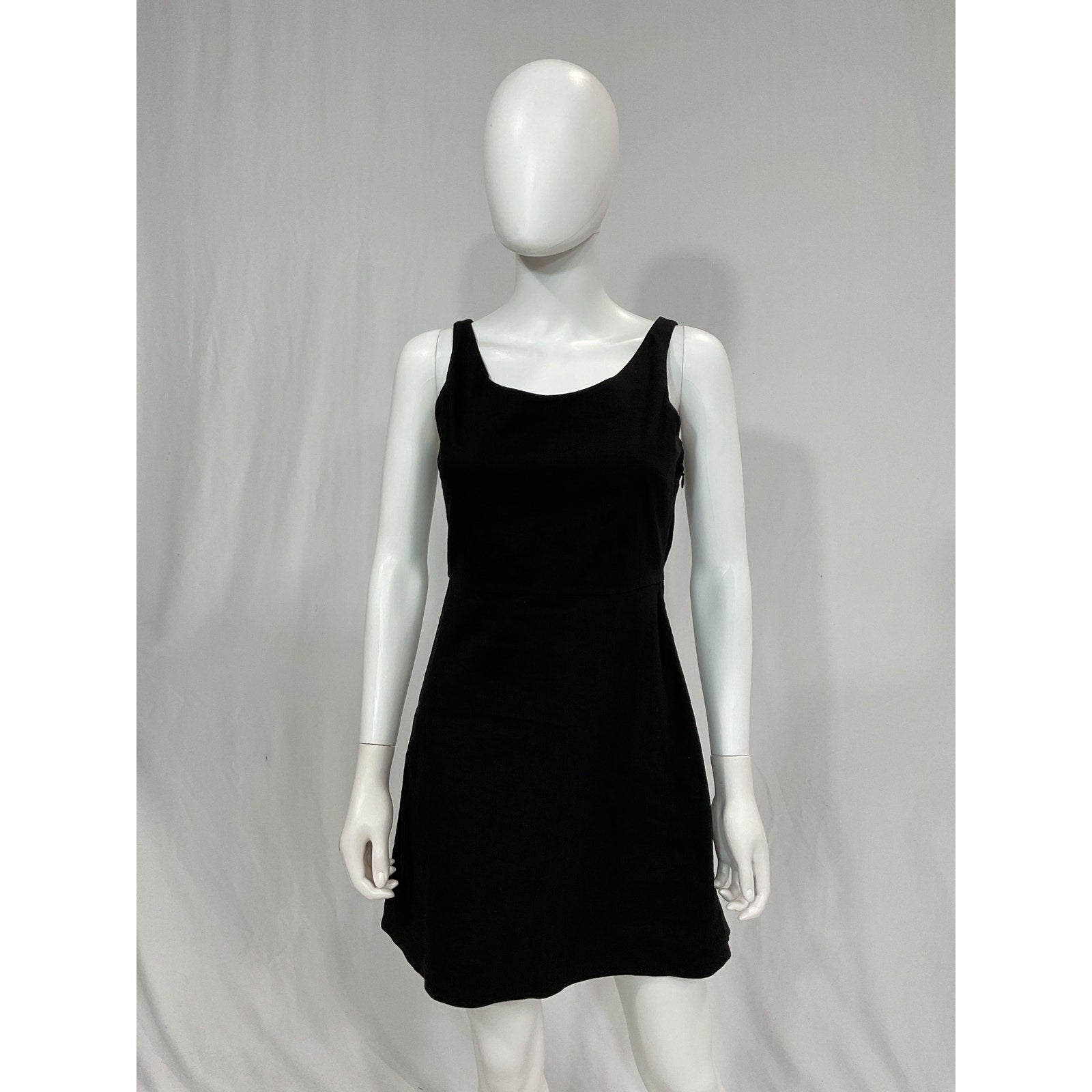 Theory 'Ballerina' Black Sleeveless Scoop Neckline Mini Dress Size 2