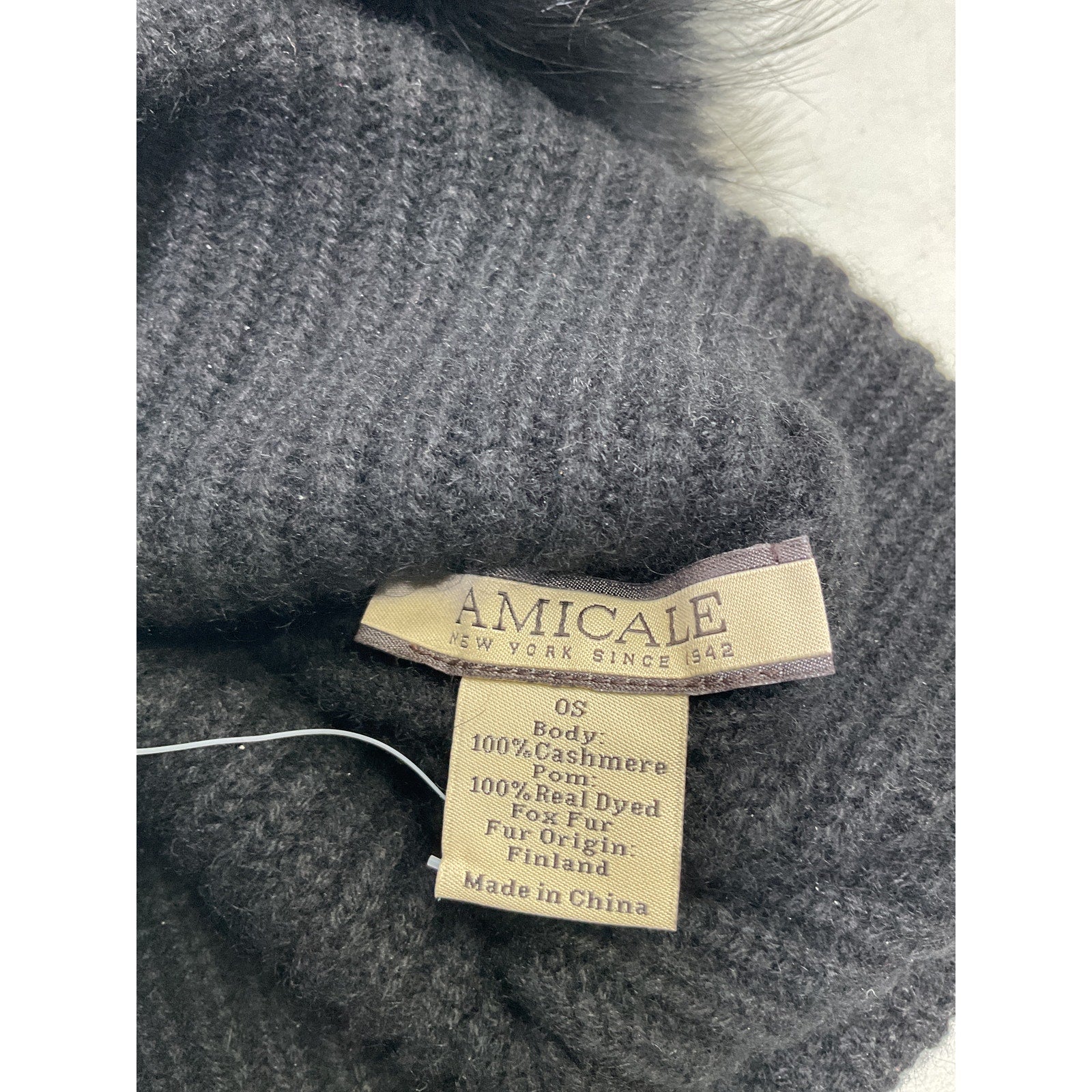 Amicale Cashmere & Fox Fur Black Pom-Pom Beanie Size OS