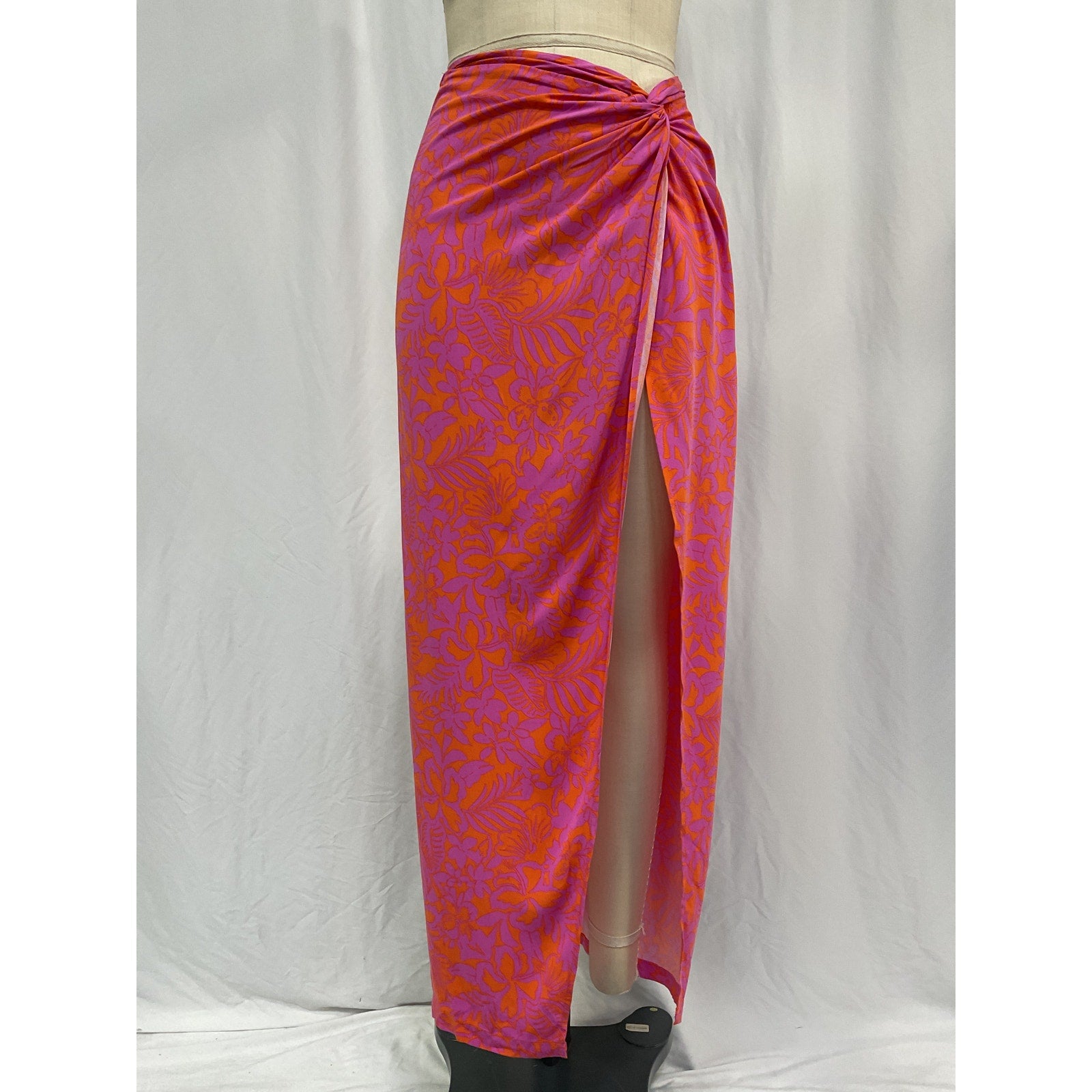 Lspace 'Mia' Pink Rayon Cover Up Skirt Size S