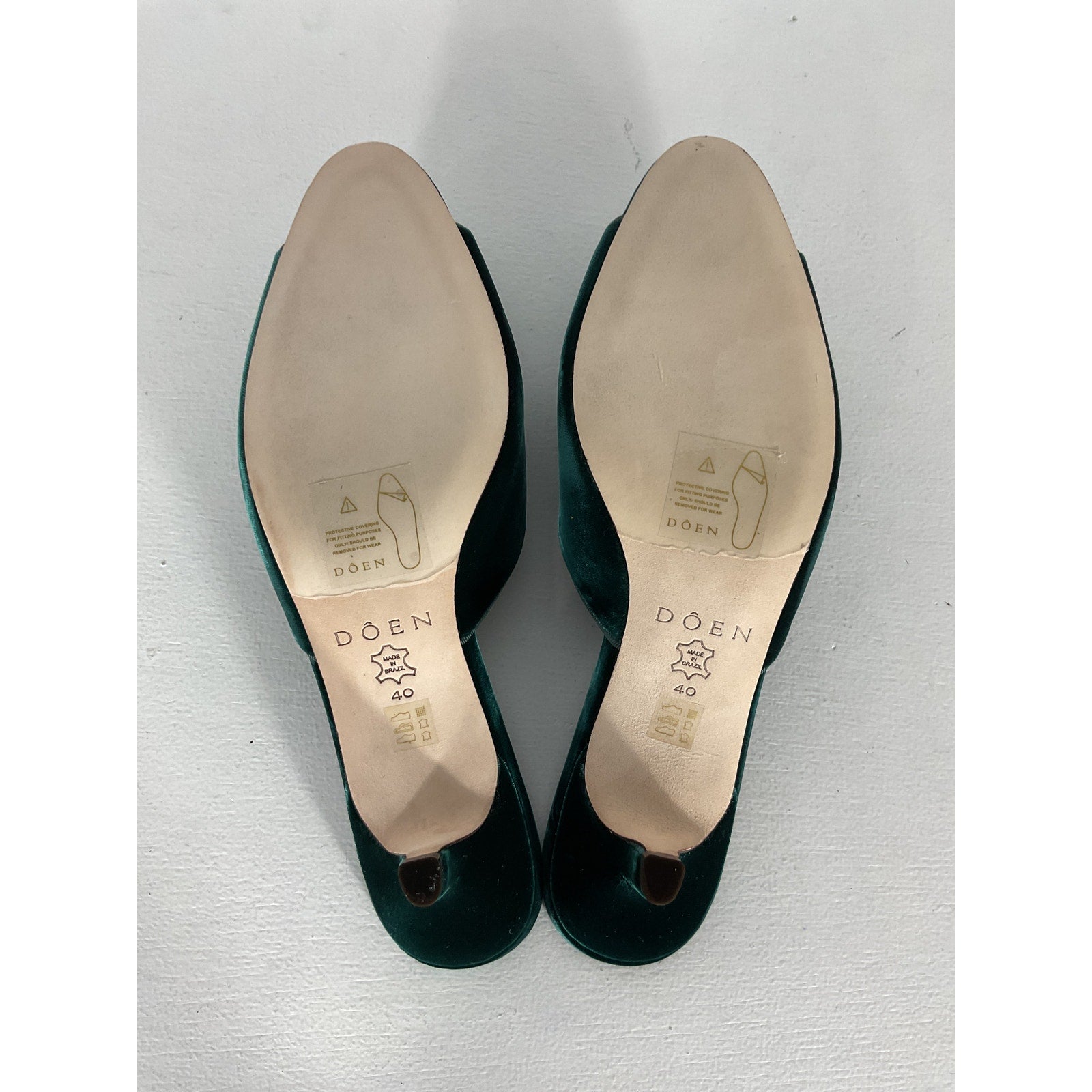 D�en 'Callie' Green Velvet Mule Size 40
