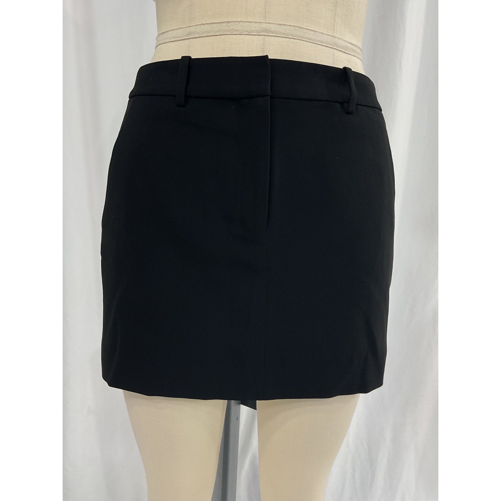 Theory Mini Black Crepe Trouser Skirt Size 2