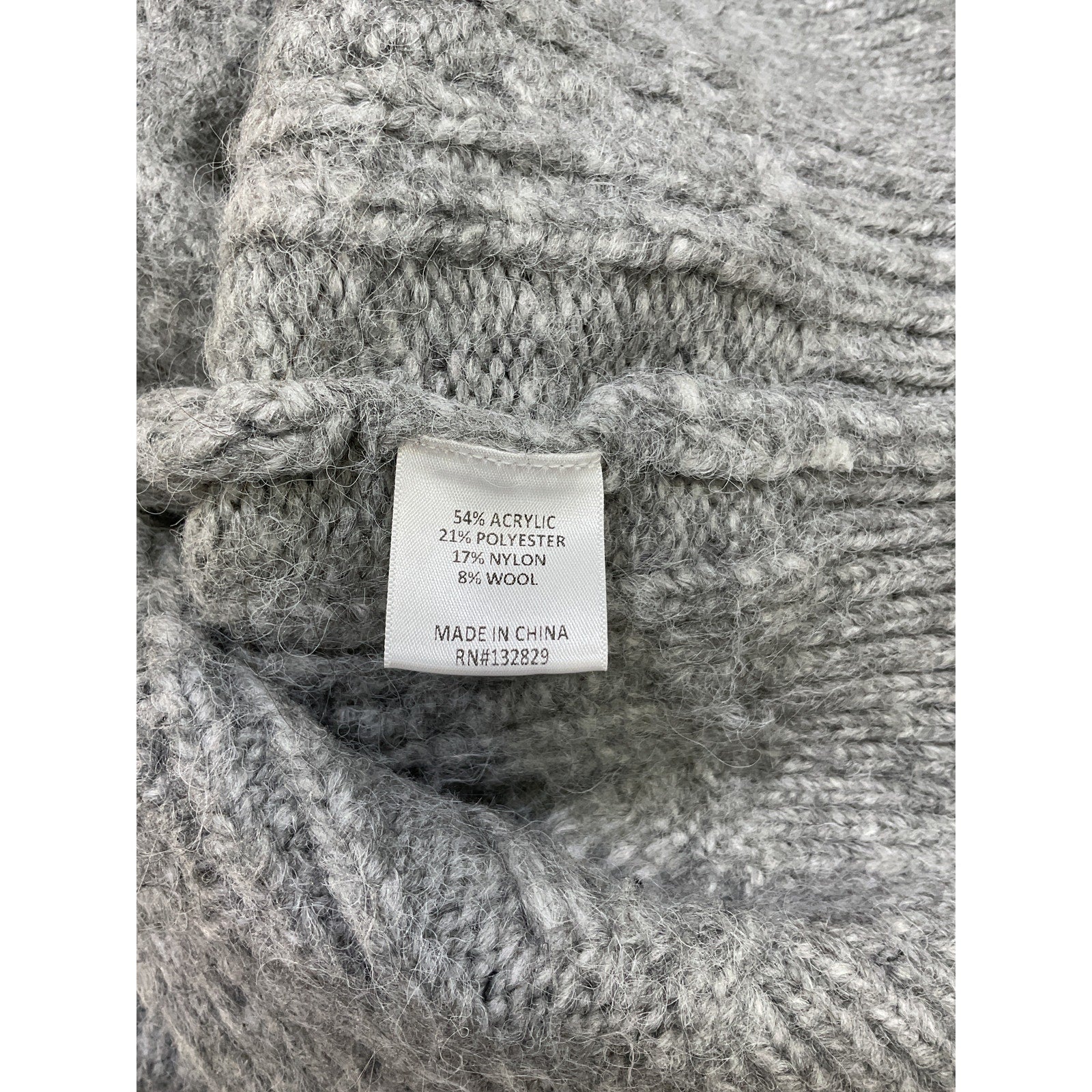 Helsa 'Serena' Grey Acrylic Cable Cardigan Size XS