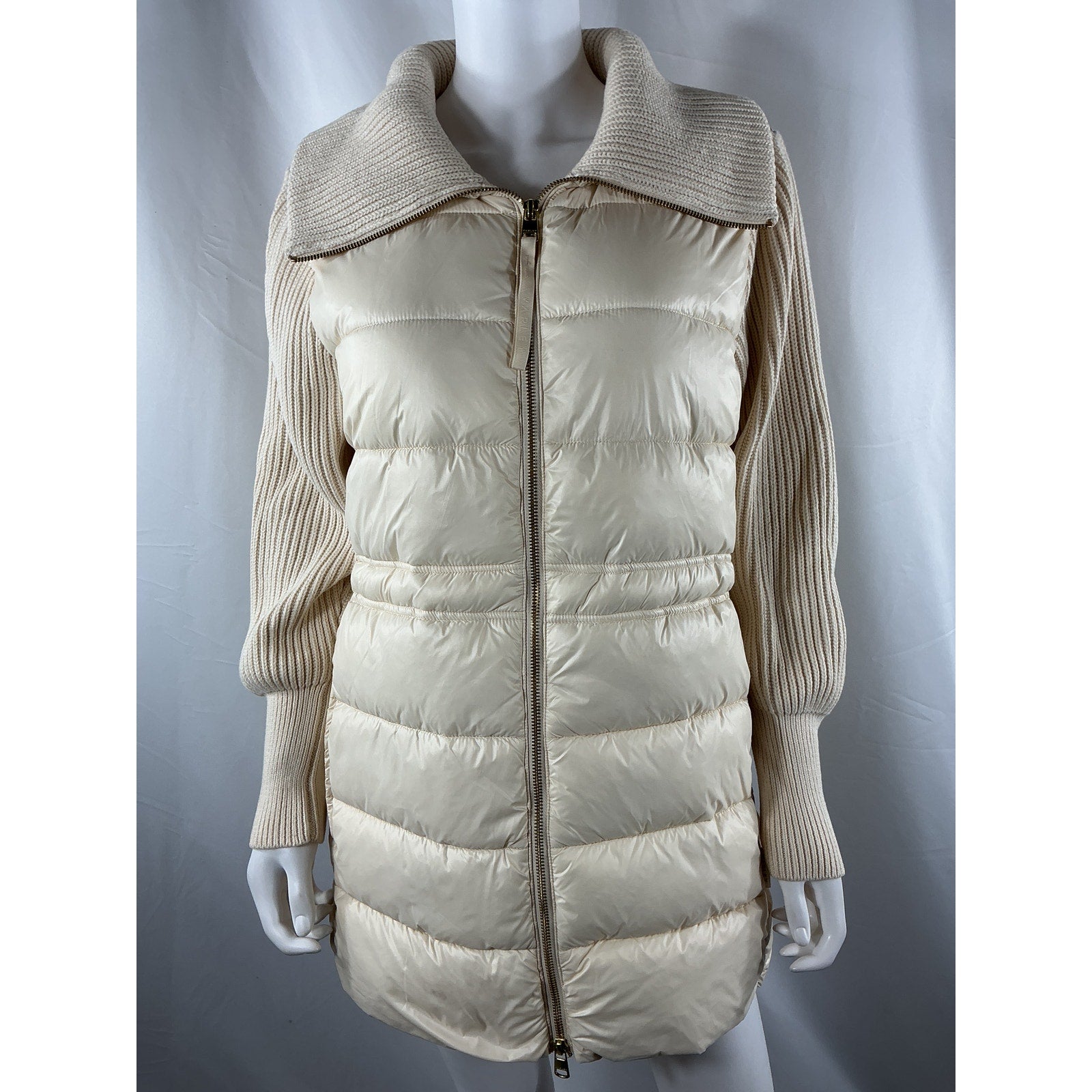 Varley 'Arlen' White Nylon Jacket Size M
