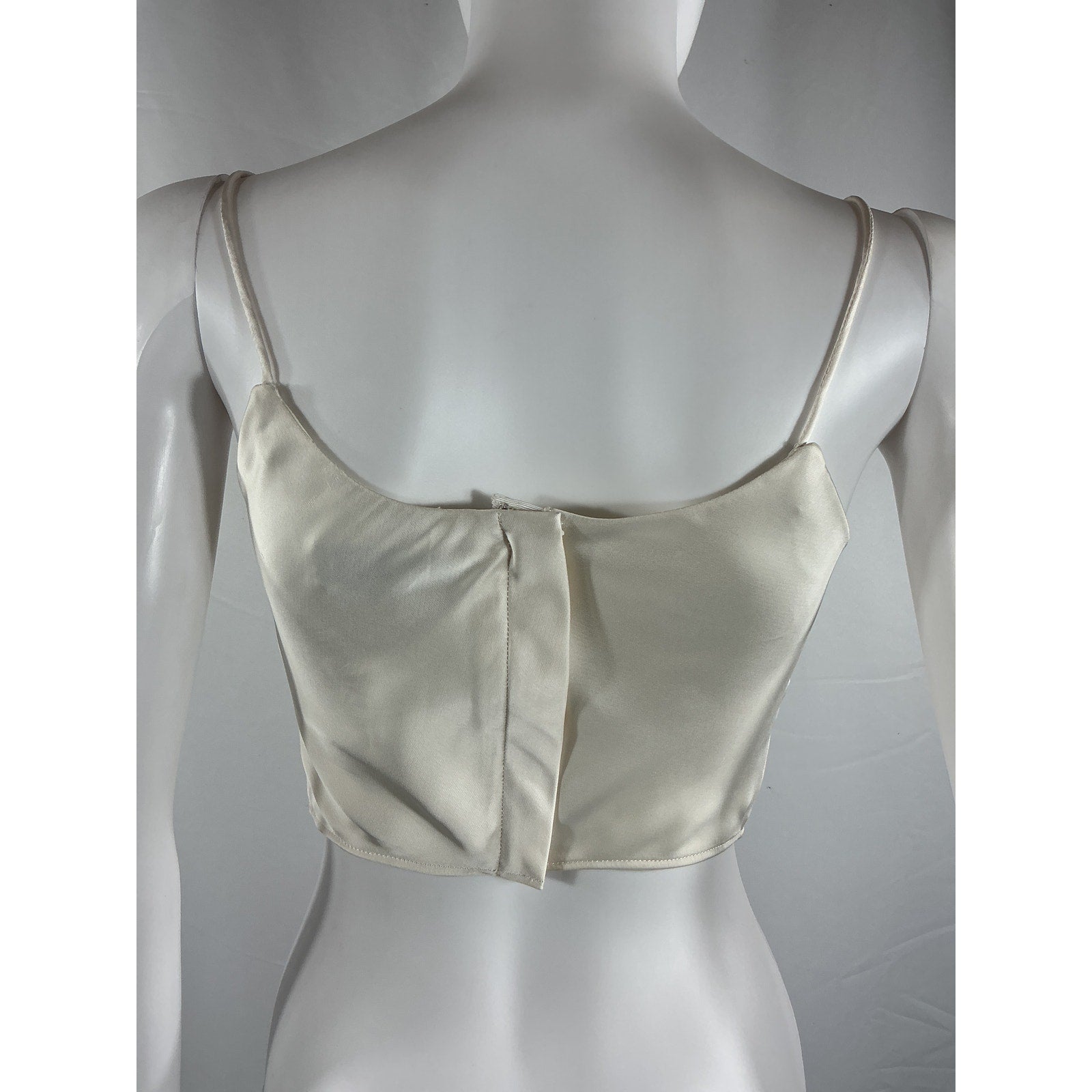 L'Academie 'Anor' White Polyester High Shine Satin Cami Top Size XS