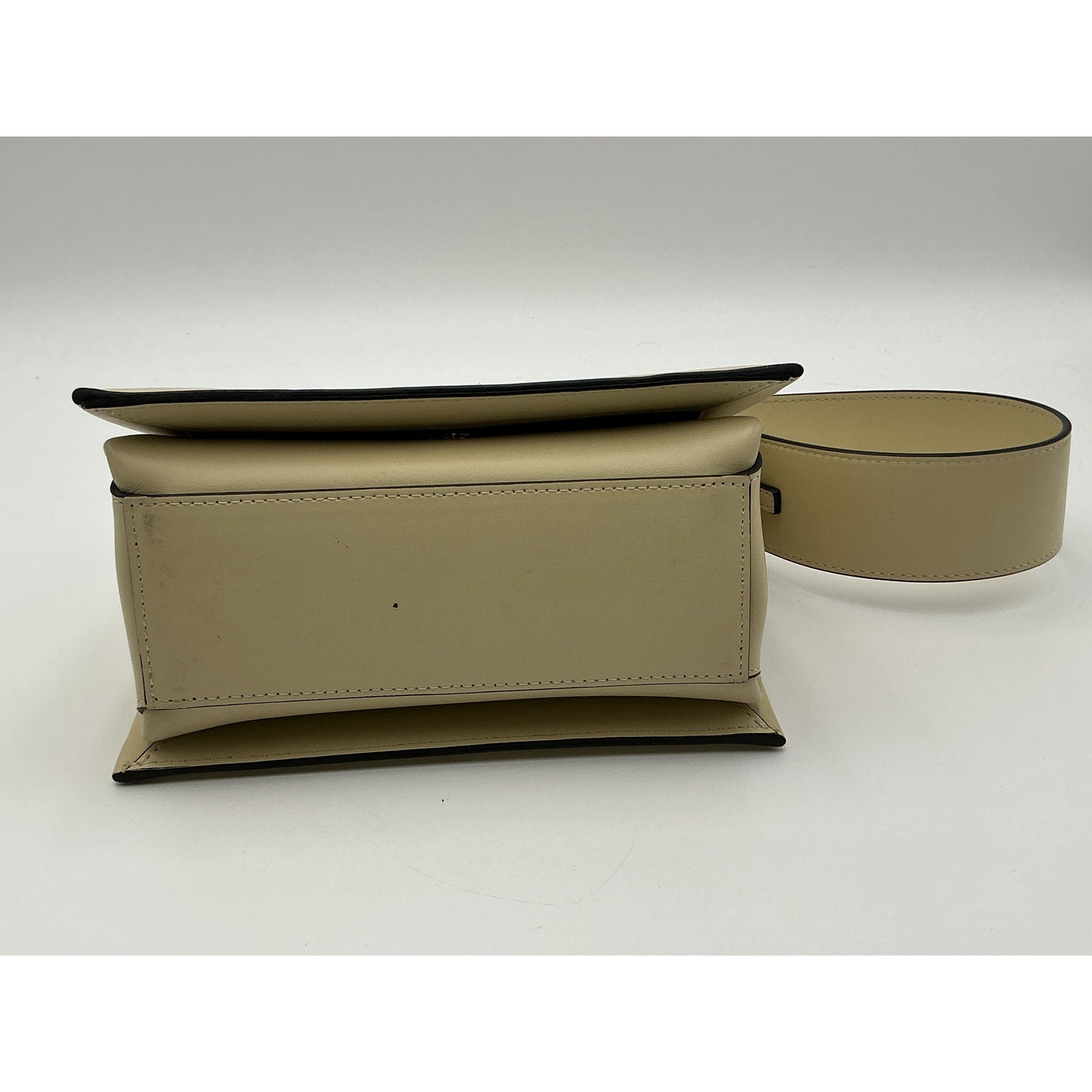 Wandler 'Uma' Yellow Shoulder Box Bag Size OS