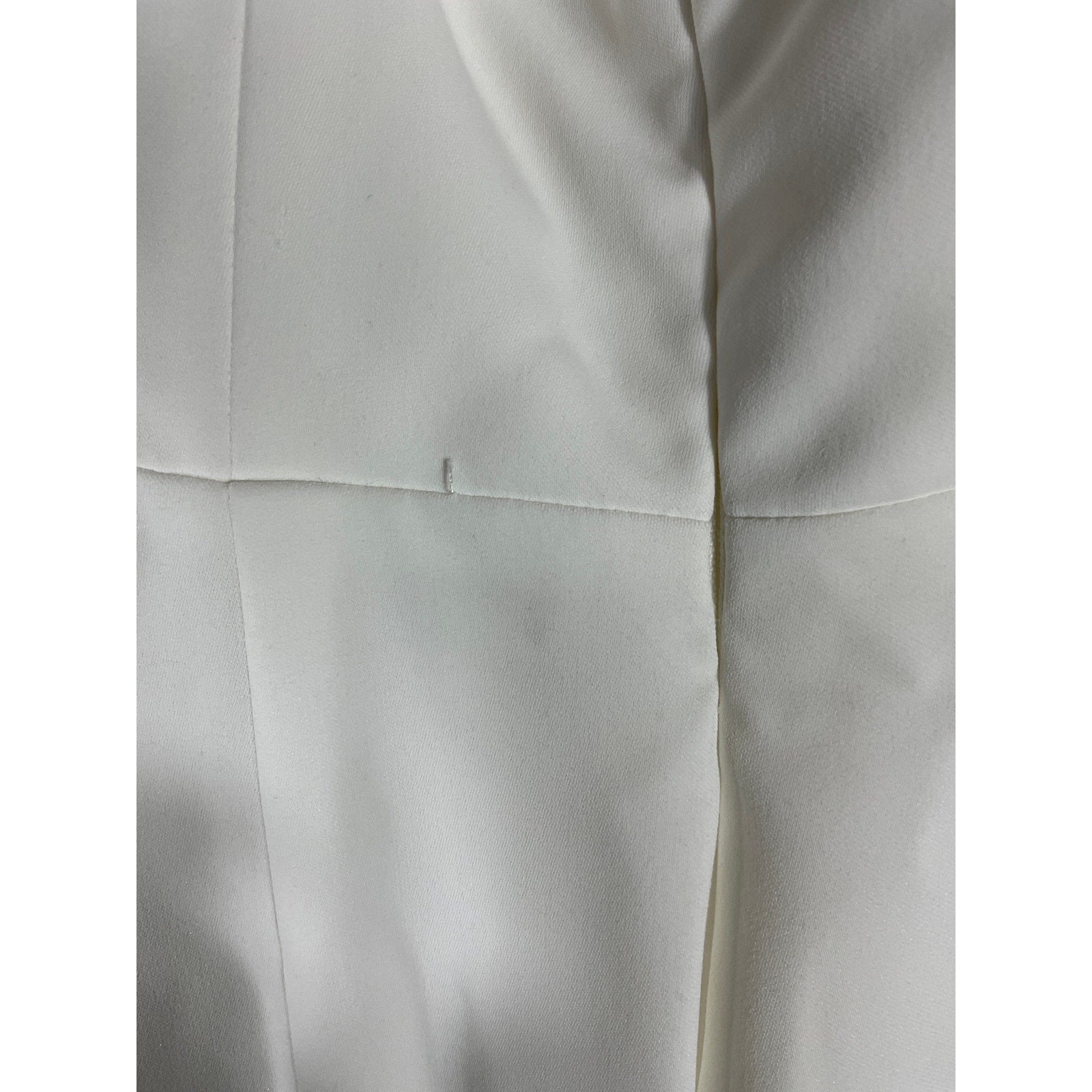 16Arlington 'Taree' White Polyester Feather-Trimmed Jumpsuit Size 8