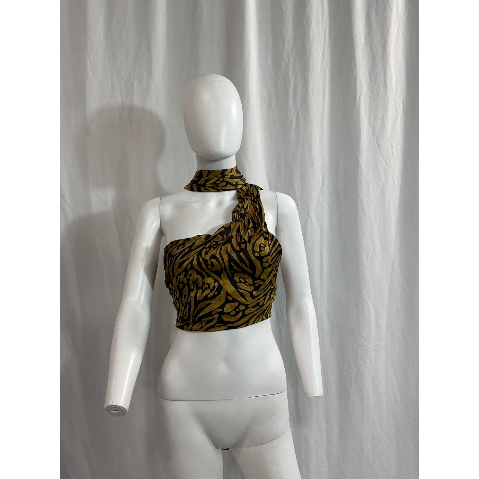 Nicholas 'Fraya' Gold One Piece Shoulder Crop Top Size 8