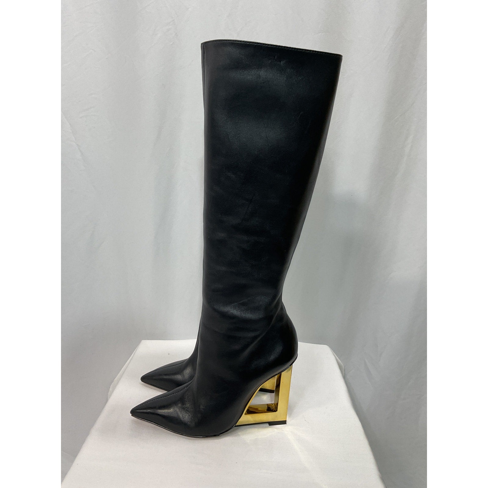 Schutz 'Filipa' Black Leather Boot Size 7
