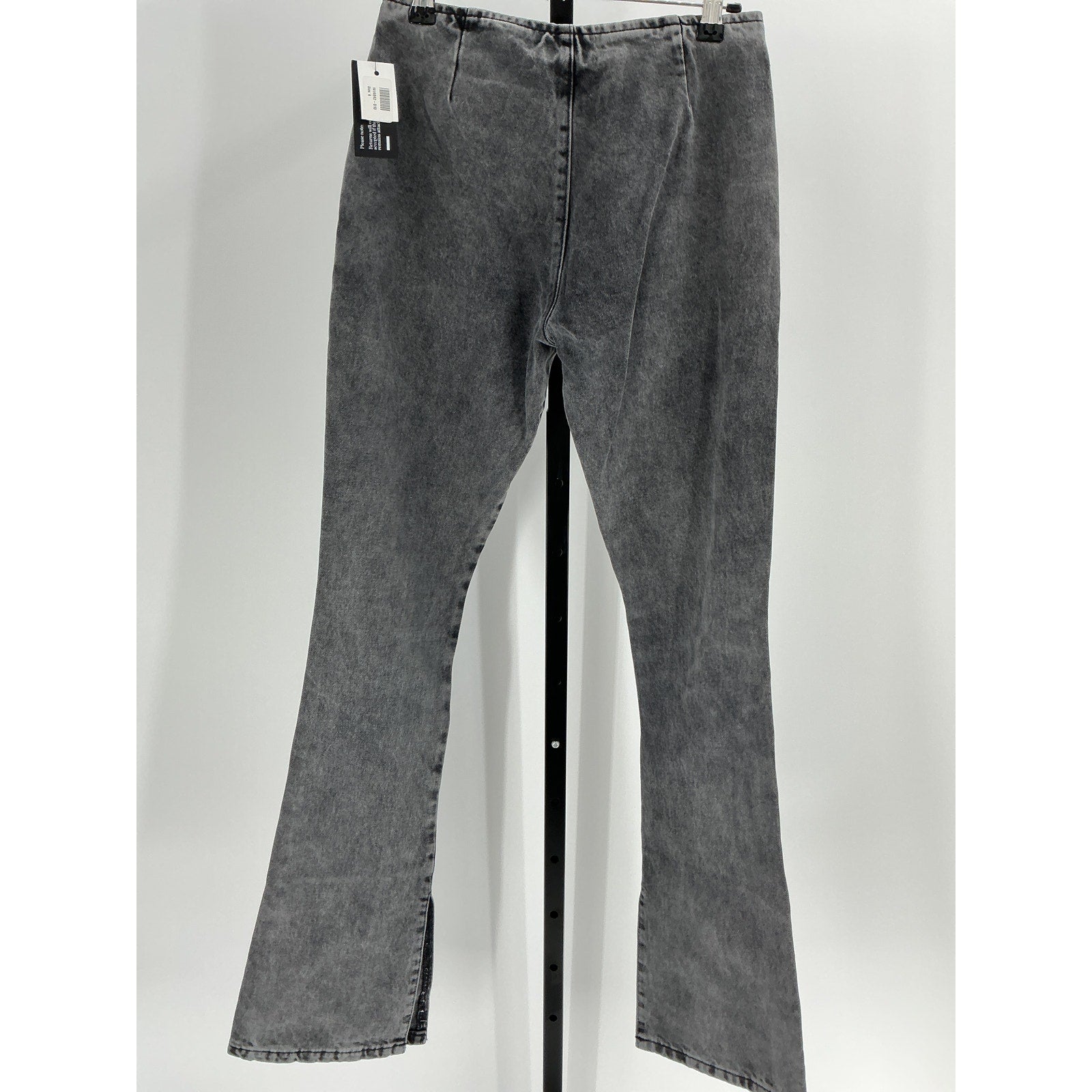 16Arlington 'Maroa' Grey Denim High-Rise Flared Denim Jeans Size 6 - NWT