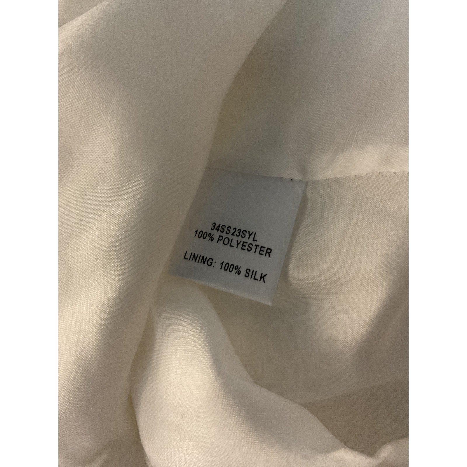Markarian Floral Metallic White Polyester Gown Size 2 - NWT