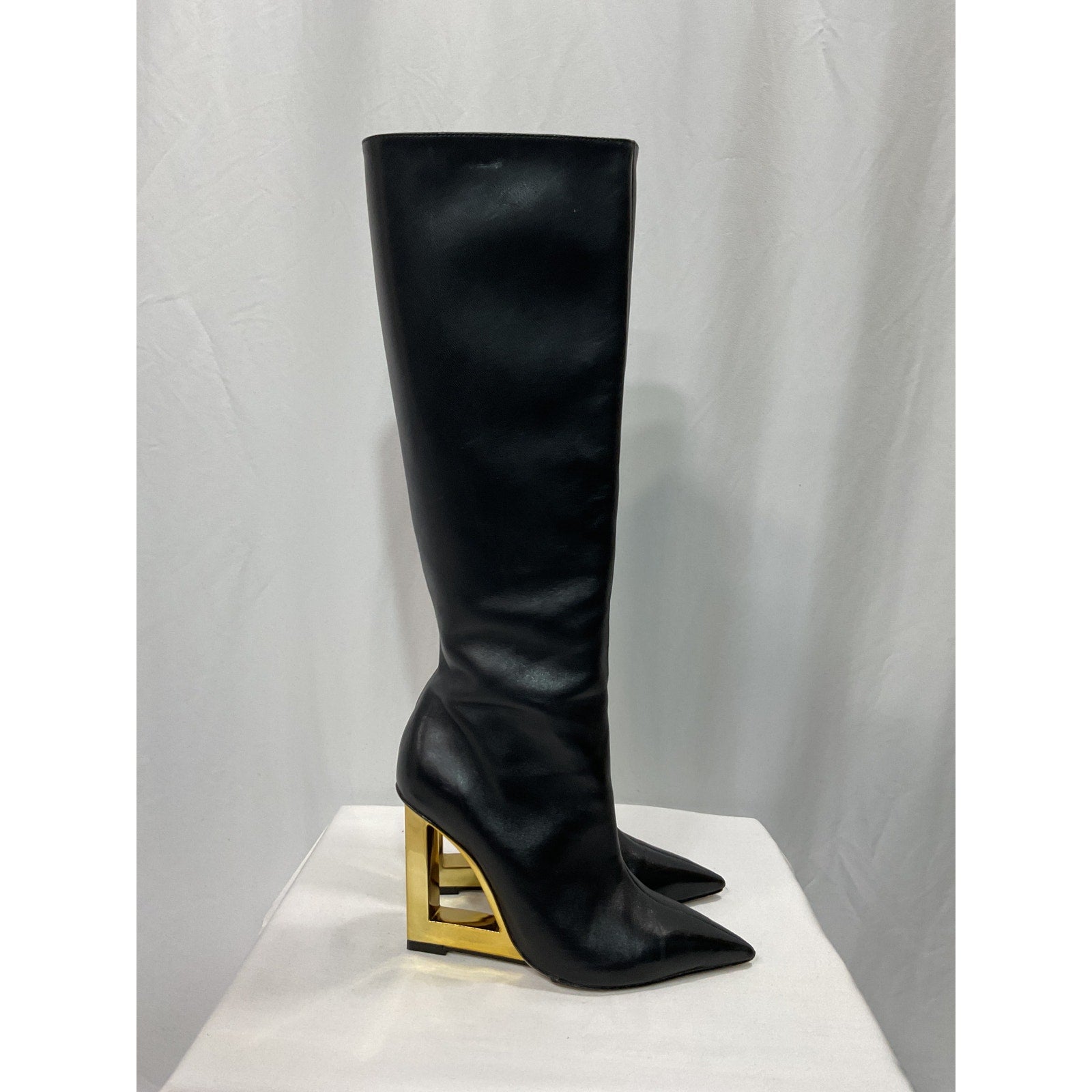Schutz 'Filipa' Black Leather Boot Size 7