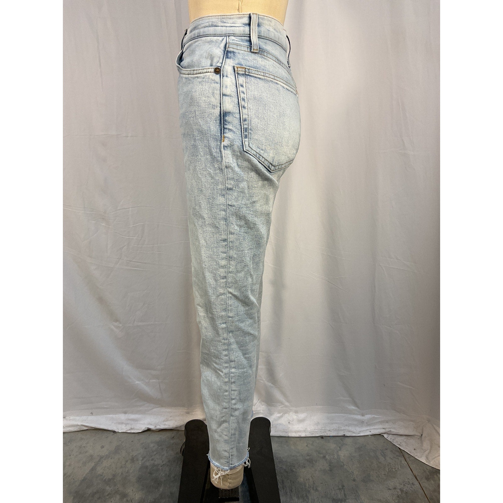 Re/Done '90s' Blue High-Rise Ankle Crop Denim Jeans Size 26