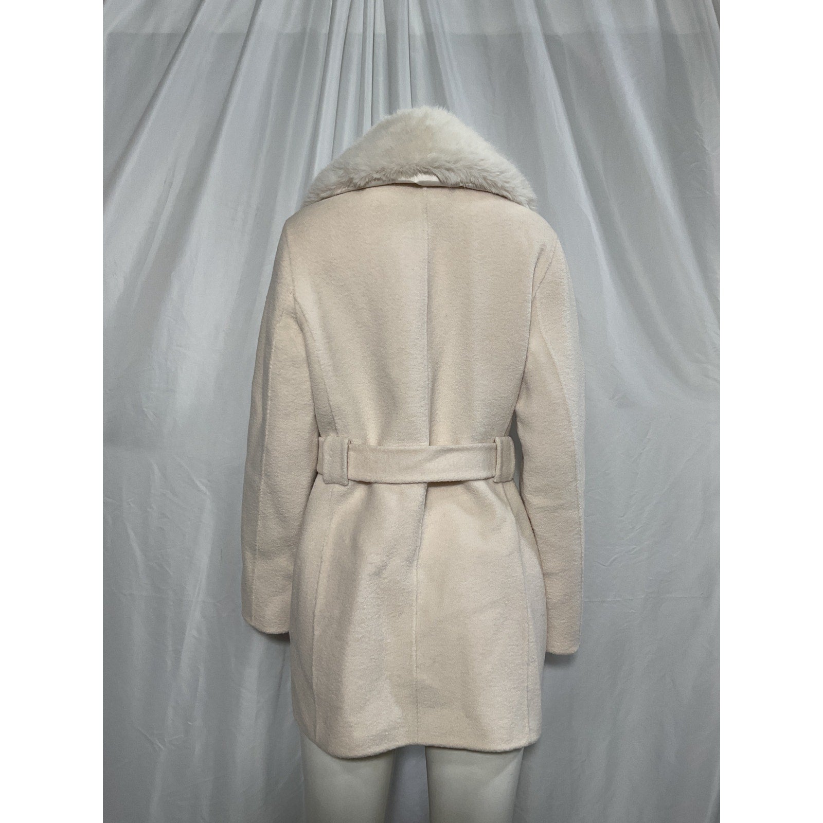Maje 'Galaxyo' White Faux Fur Collar Coat Size 4