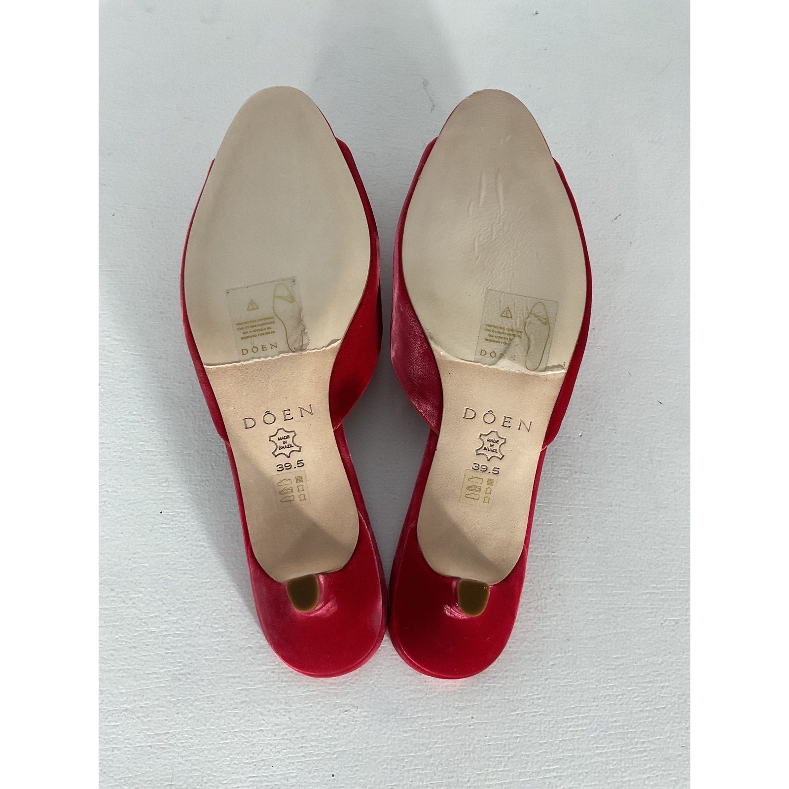 D�en 'Callie' Red Mule Size 9.5
