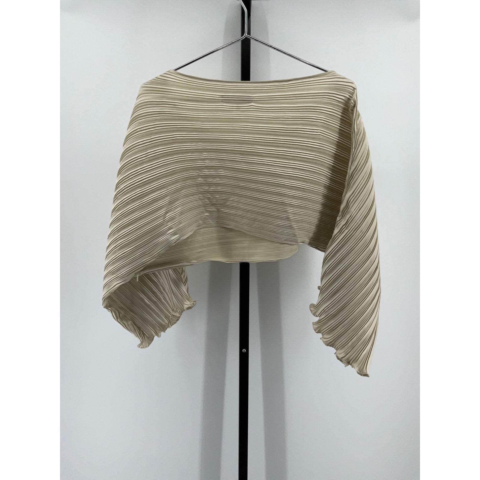 Aiifos 'Sonya' Beige Polyester Top Size S