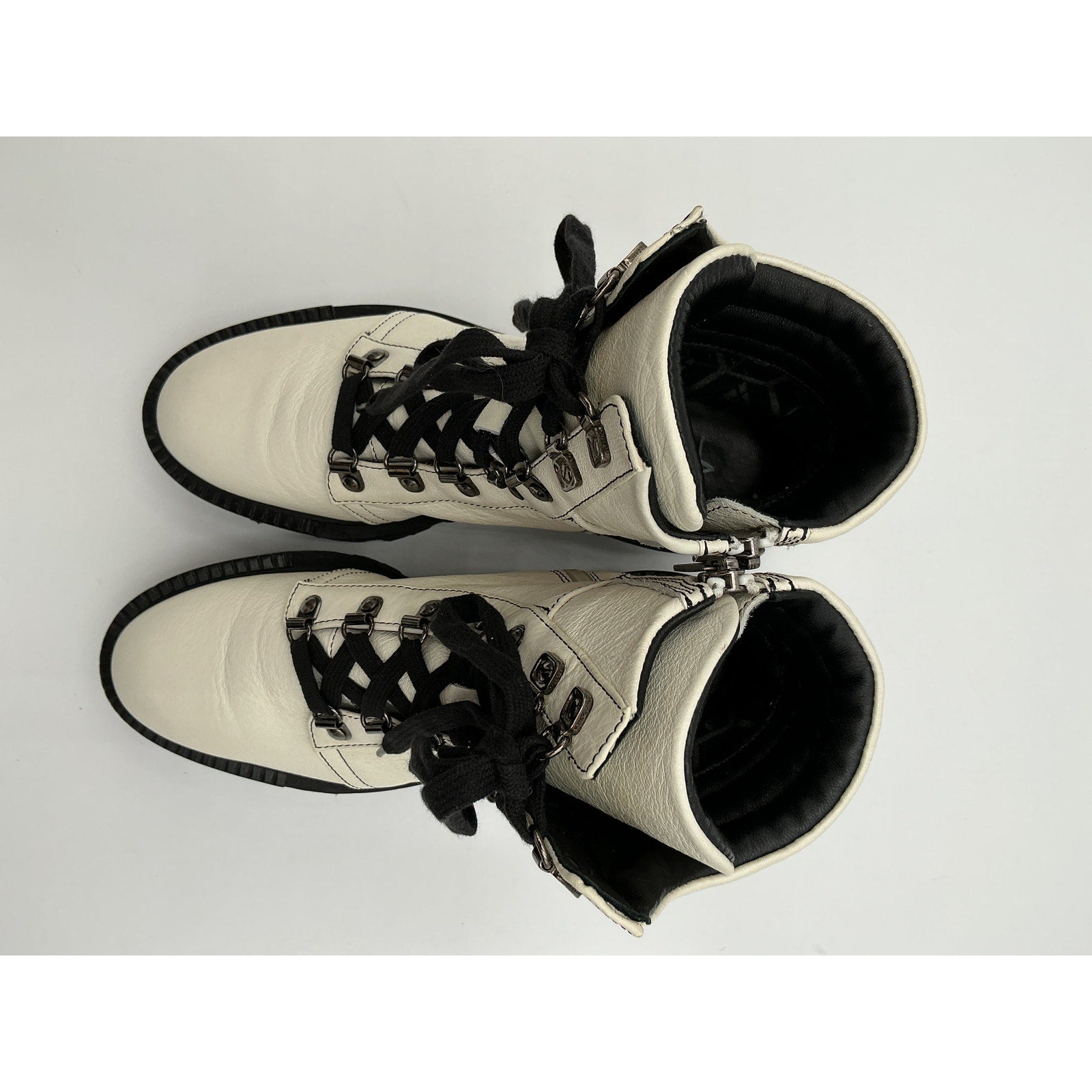 Aquatalia 'Alyssa' White Lace Up Boots Size 6.5