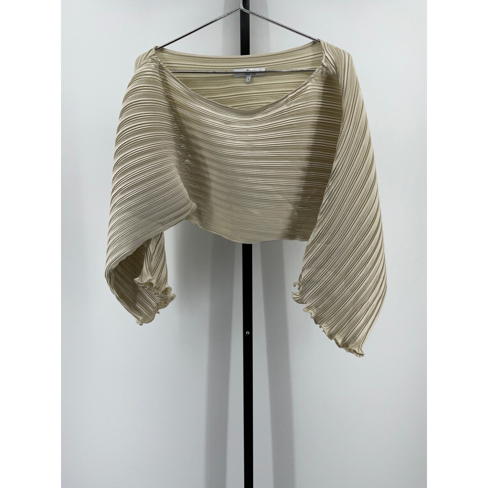Aiifos 'Sonya' Beige Polyester Top Size S