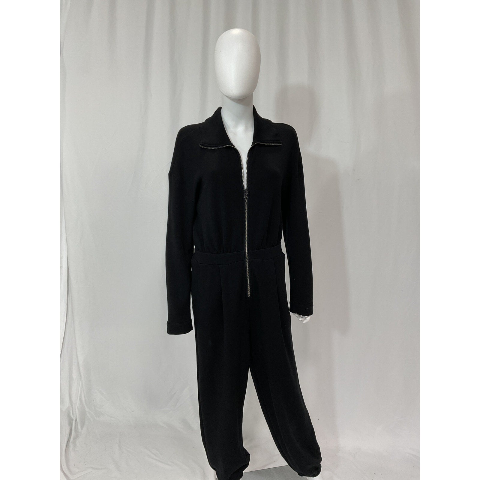 Varley 'Jessie' Black Jumpsuit Size M
